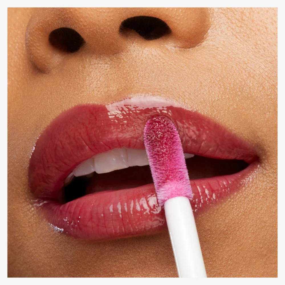 Maybelline New York Lifter Gloss 24 Bubblegum - Image 4
