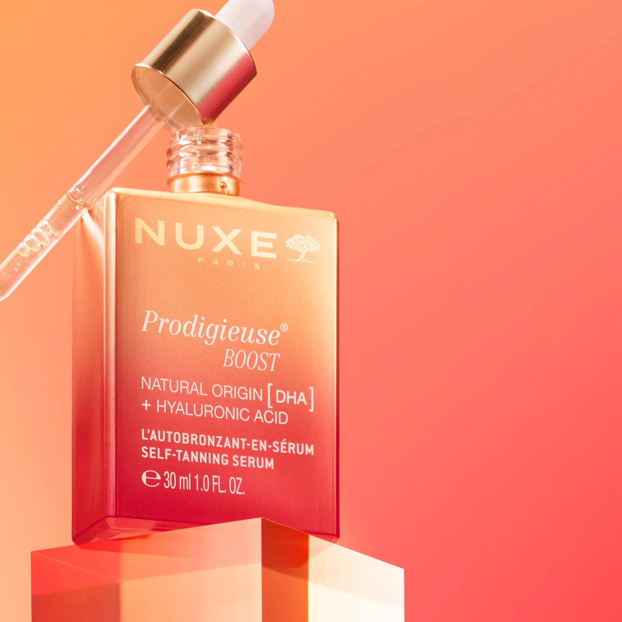 Nuxe Prodigieuse Boost L'Autoabronzant en Serum 30 ml - Image 2