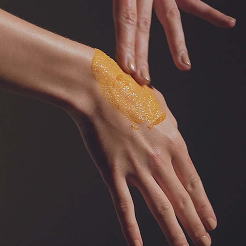 La Mer The Replenishing Oil Exfoliator - Image 3